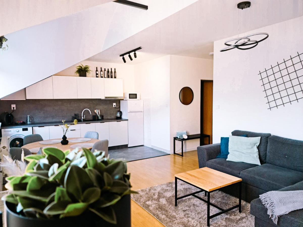 Urban Bloom Apartments By Booky Liptovský Mikuláš Dış mekan fotoğraf